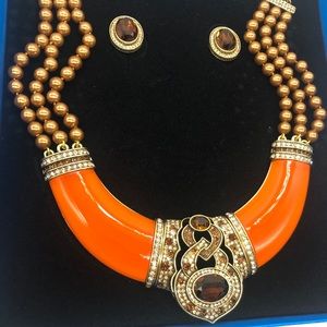 Heidi Daus Signature Accent 🆕 orange set clip on earrings & necklace